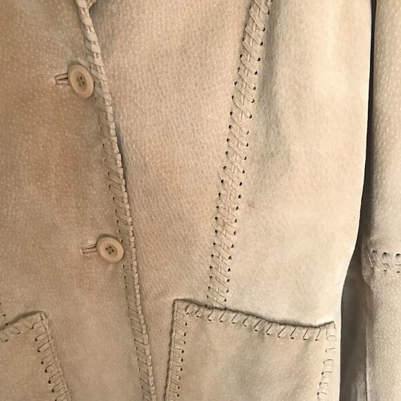 Charlotte Russe tan genuine leather jacket w/stitching, button closure lined, L - Picture 8 of 11